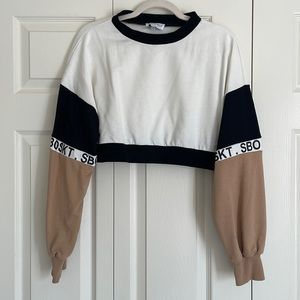 Cropped Sabo Skirt Sweatshirt